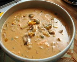 Innkeeper's Mussel Chowder