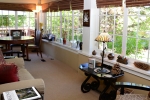 Lara House Lodge