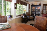 Lara House Lodge