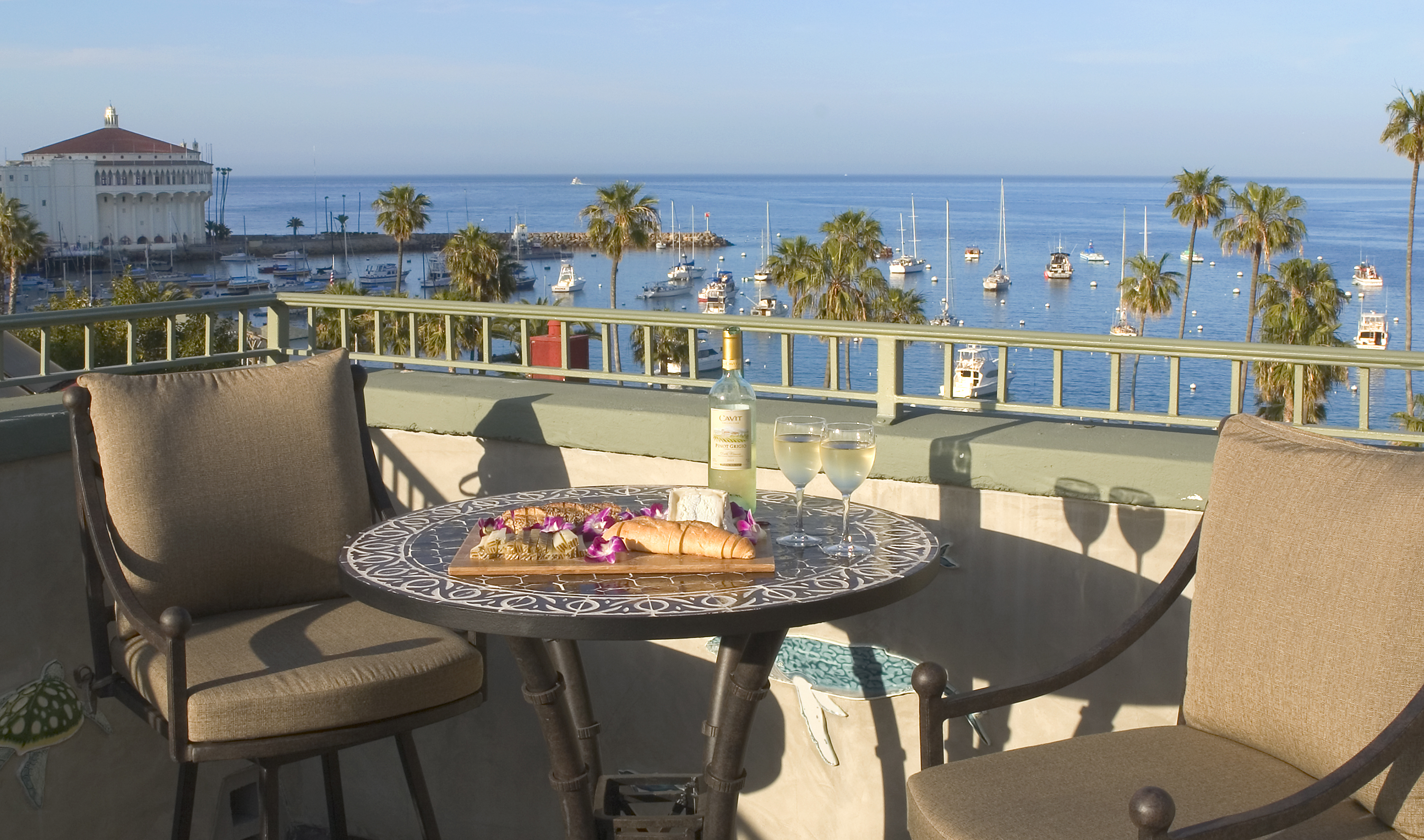 The Avalon Hotel Catalina , California Bed and Breakfast Unique Inns