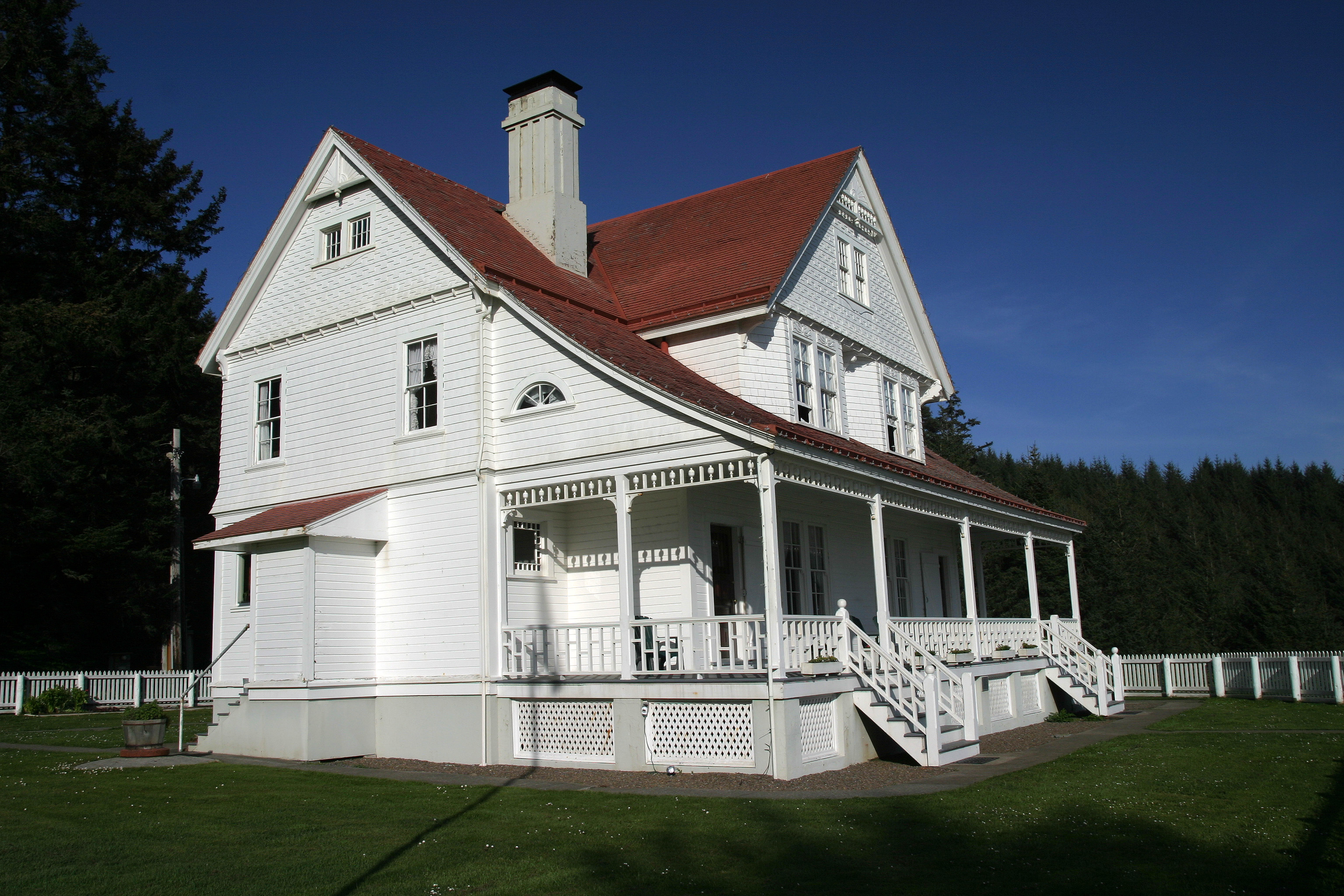 Heceta Lighthouse Bed & Breakfast Yachats, Oregon Bed and Breakfast